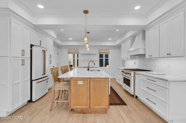 17 Prospect Avenue, Red Bank, NJ 07701