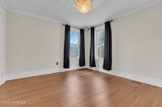 17 Prospect Avenue, Red Bank, NJ 07701