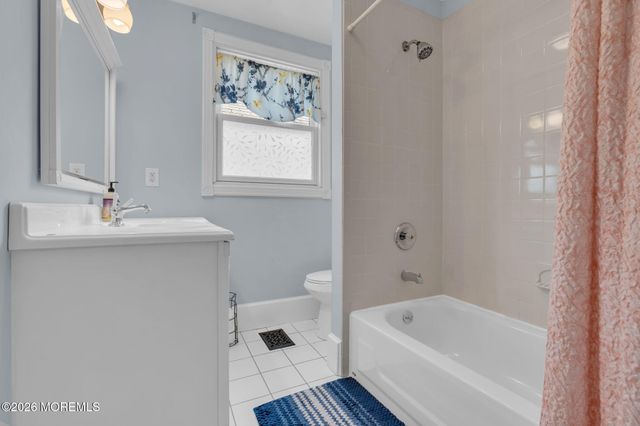 17 Prospect Avenue, Red Bank, NJ 07701