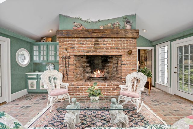 173 Highwoods Drive, Guilford, CT 06437