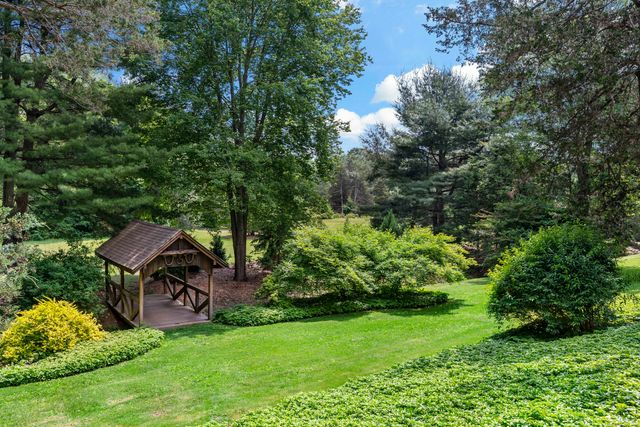 173 Highwoods Drive, Guilford, CT 06437