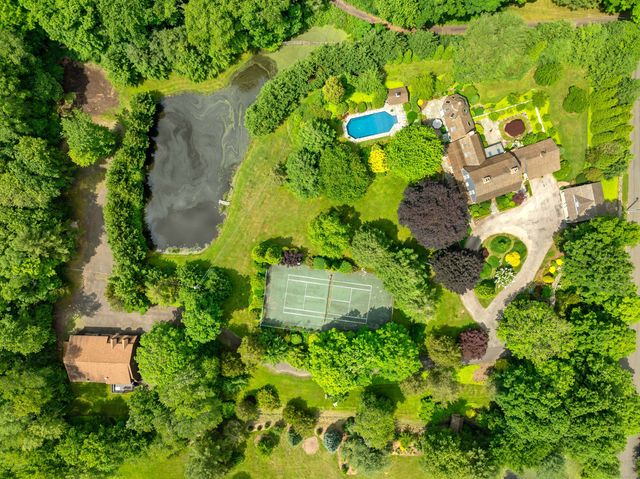 173 Highwoods Drive, Guilford, CT 06437