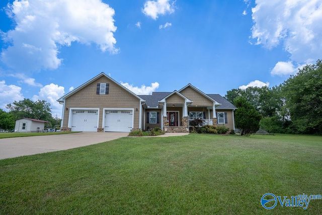 3645 Dean Road NE, Fort Payne, AL 35967