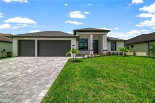 1806 NW 38th PL, Cape Coral, FL 33993