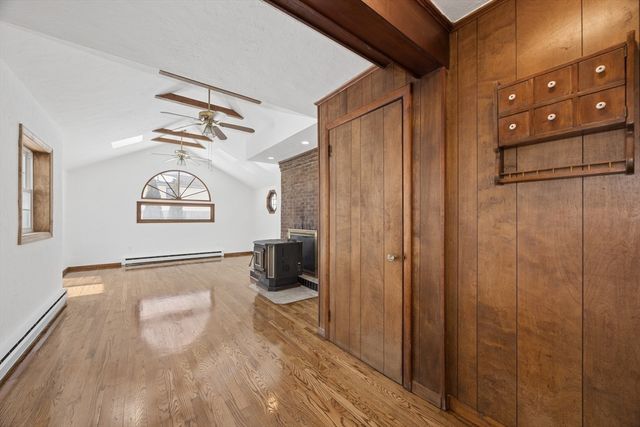 39 Bullard Ave, Worcester, MA 01605