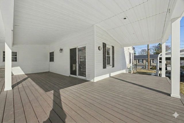 39 Bullard Ave, Worcester, MA 01605