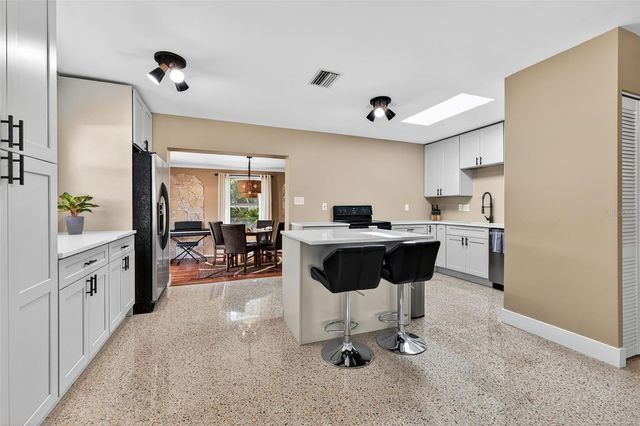 5846 82ND AVENUE N, Pinellas Park, FL 33781