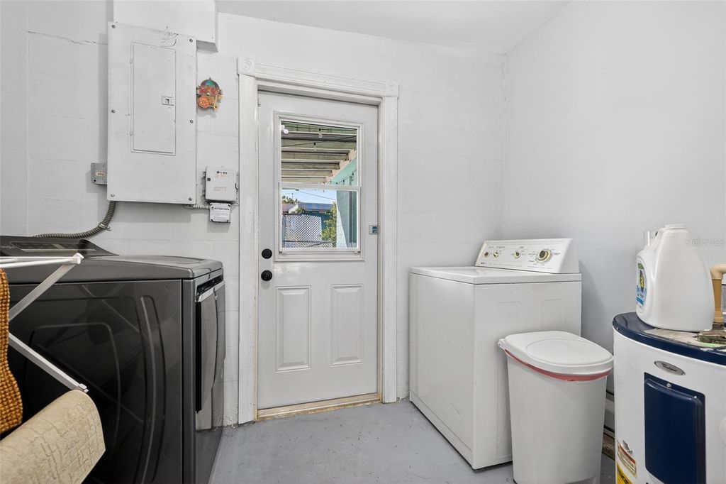 Image 23 of property listing at 5846 82ND AVENUE N, Pinellas Park, FL 33781