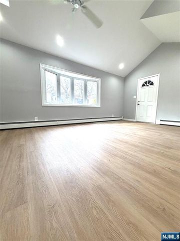 18 South Road, Wayne, NJ 07470