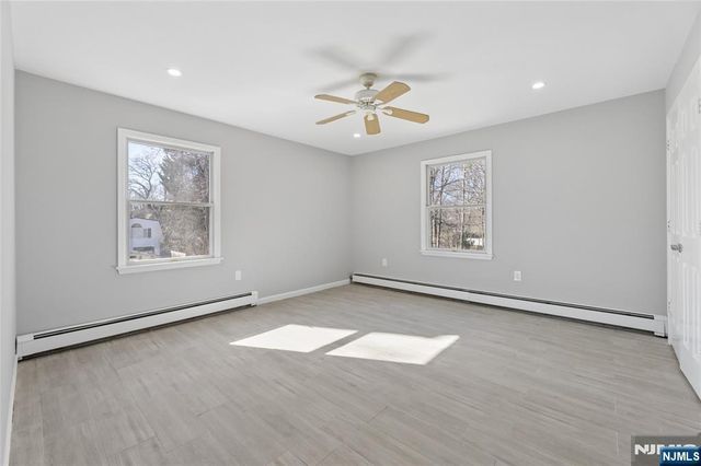 18 South Road, Wayne, NJ 07470