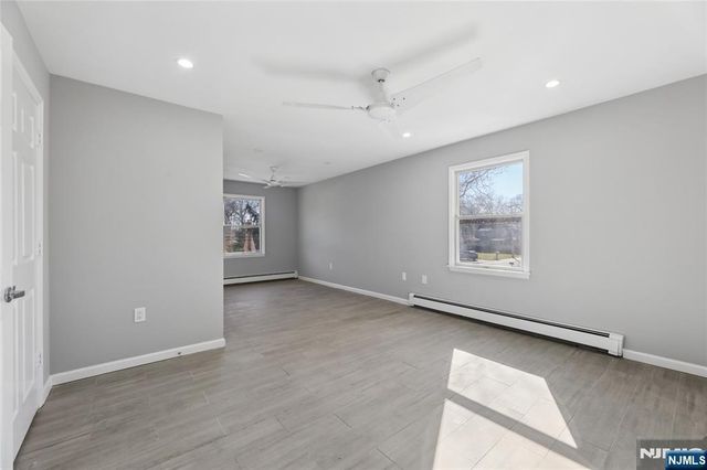 18 South Road, Wayne, NJ 07470