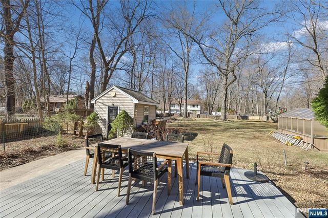 18 South Road, Wayne, NJ 07470