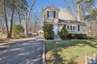 18 South Road, Wayne, NJ 07470