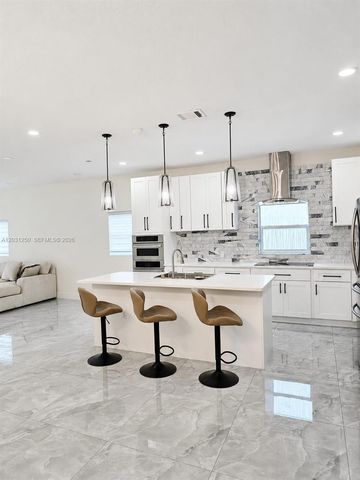 907 21st St, West Palm Beach, FL 33407