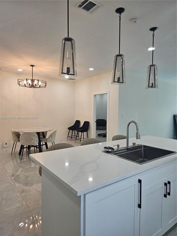 907 21st St, West Palm Beach, FL 33407