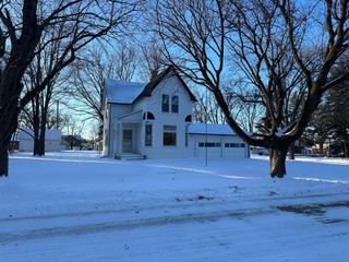 106 N Park Street, Hendricks, MN 56136