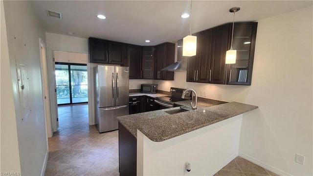 13502 Siesta Pines CT 402, Fort Myers, FL 33908