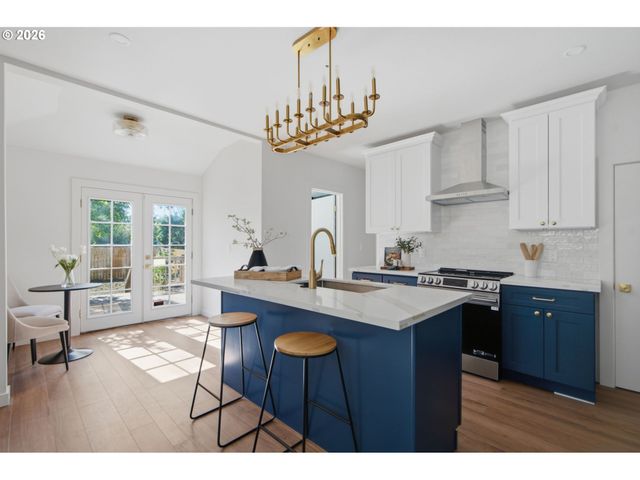 3807 Ne GRAND Ave, Portland, OR 97212