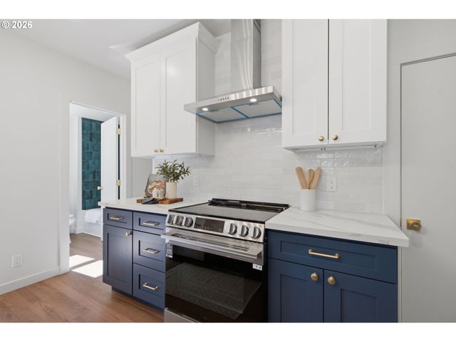 3807 Ne GRAND Ave, Portland, OR 97212