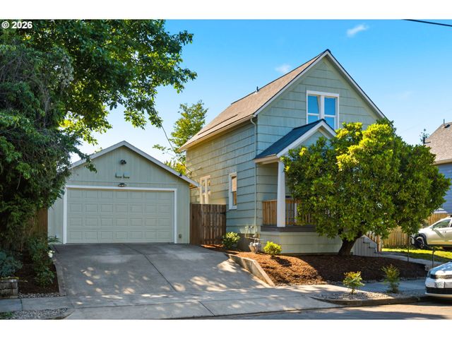 3807 Ne GRAND Ave, Portland, OR 97212