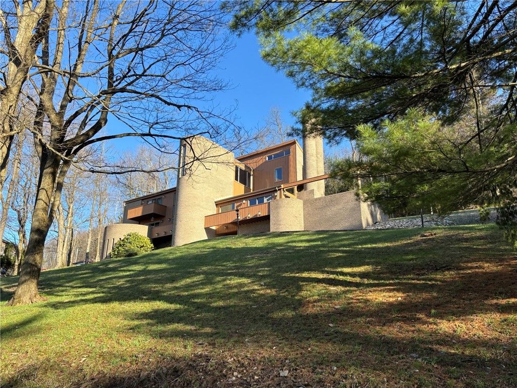 173 Alpine Heights Rd, Saltlick Twp, PA 15622