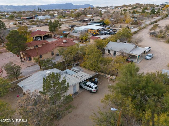 2095 Rocca Seca Road, Las Cruces, NM 88007