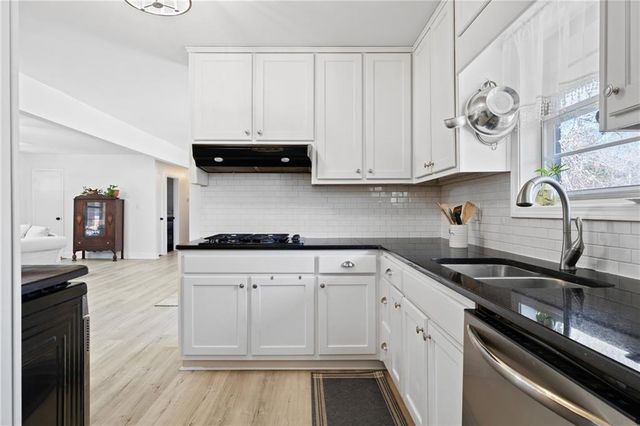 3137 Beechwood Drive, Lithia Springs, GA 30122