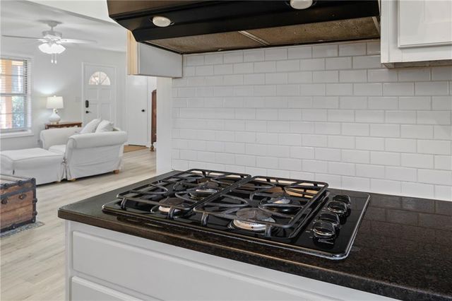 3137 Beechwood Drive, Lithia Springs, GA 30122