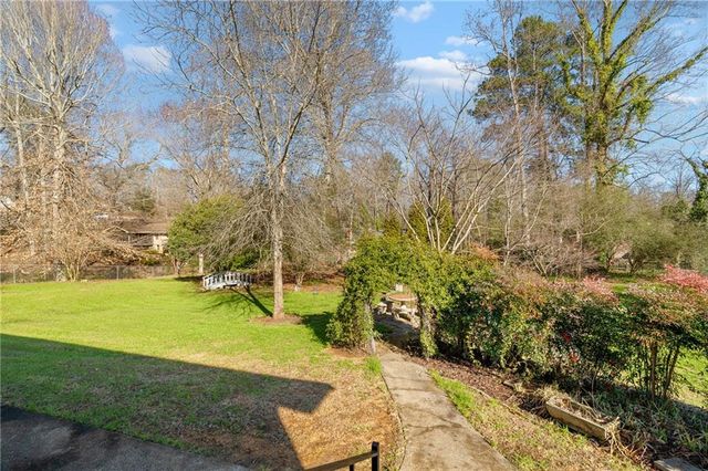 3137 Beechwood Drive, Lithia Springs, GA 30122