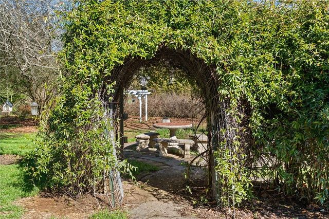 3137 Beechwood Drive, Lithia Springs, GA 30122