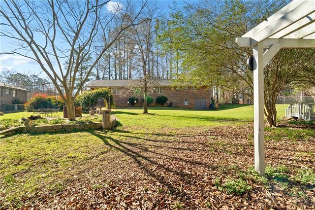 3137 Beechwood Drive, Lithia Springs, GA 30122
