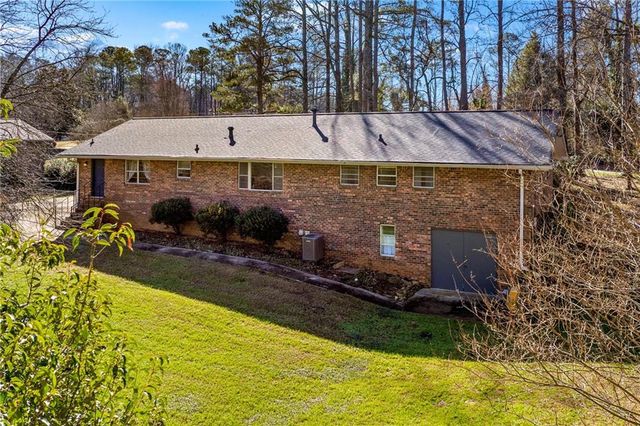 3137 Beechwood Drive, Lithia Springs, GA 30122