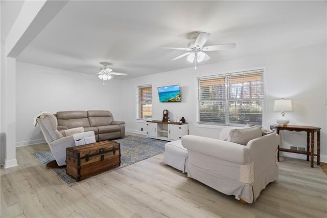 3137 Beechwood Drive, Lithia Springs, GA 30122