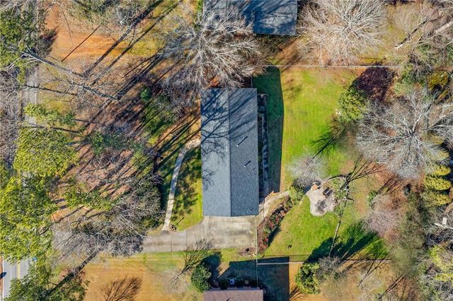 3137 Beechwood Drive, Lithia Springs, GA 30122