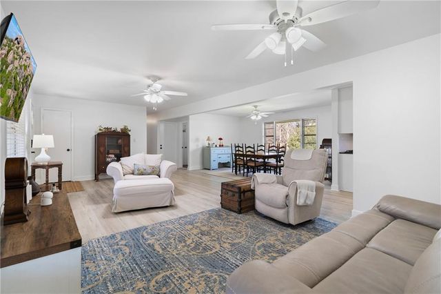 3137 Beechwood Drive, Lithia Springs, GA 30122