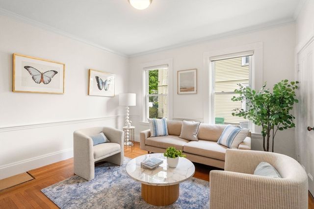 68 Brooks Ave, Newton, MA 02460