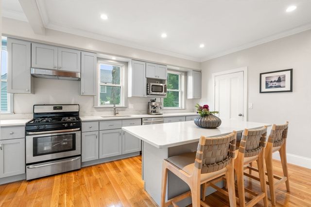 68 Brooks Ave, Newton, MA 02460