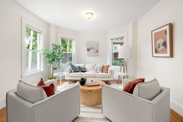 68 Brooks Ave, Newton, MA 02460