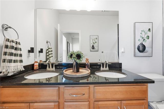 2022 Laycock Ln Unit 101, Suffolk, VA 23435