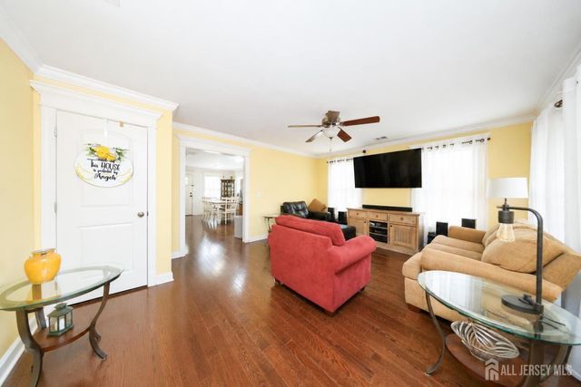 140 Twilight Avenue, Keansburg, NJ 07734