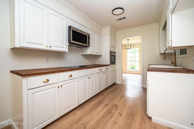 18 Crossgates Drive, Brandon, MS 39042