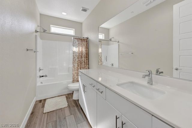 11423 Gravitation Drive, Las Vegas, NV 89135