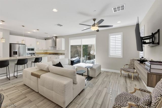 11423 Gravitation Drive, Las Vegas, NV 89135