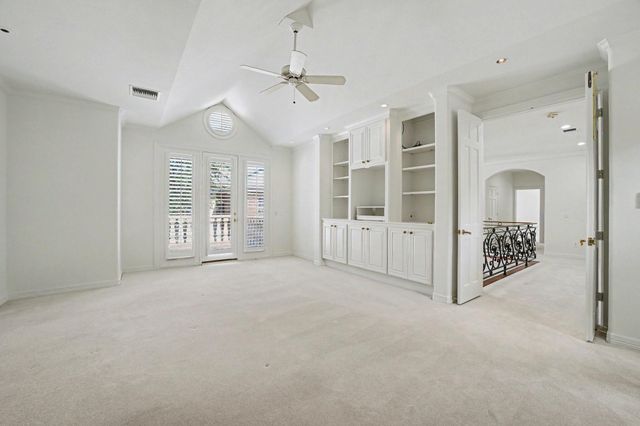 58 W Terrace Drive, Houston, TX 77007