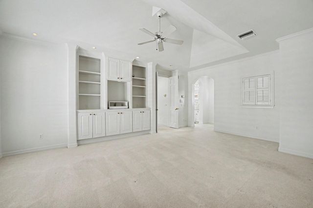 58 W Terrace Drive, Houston, TX 77007
