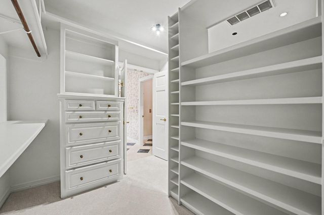 58 W Terrace Drive, Houston, TX 77007