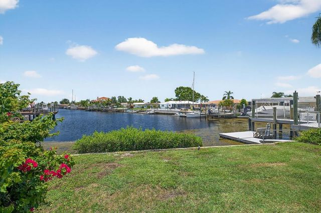 3818 TOPSAIL TRAIL, New Port Richey, FL 34652