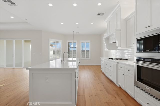 16513 Starview Court, Bakersfield, CA 93314