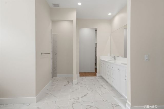 16513 Starview Court, Bakersfield, CA 93314