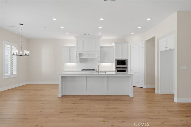 16513 Starview Court, Bakersfield, CA 93314